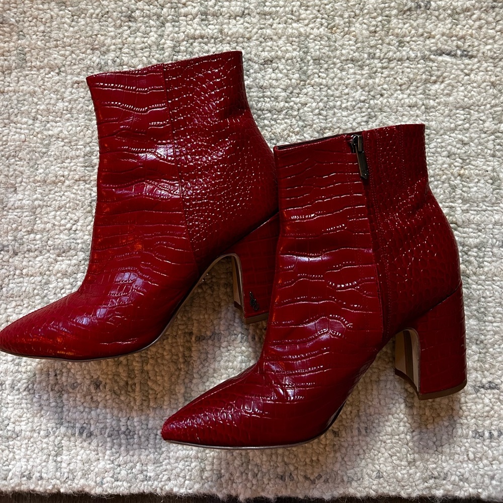Sam Edelman Women’s Hilty 2 Fashion Boot Red Size 9